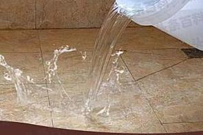 孝昌漏水维修 免砸砖防水材料该如何施工